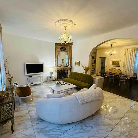 Magnifique Maison Dartiste La Maison Aerts Ρενς Εξωτερικό φωτογραφία