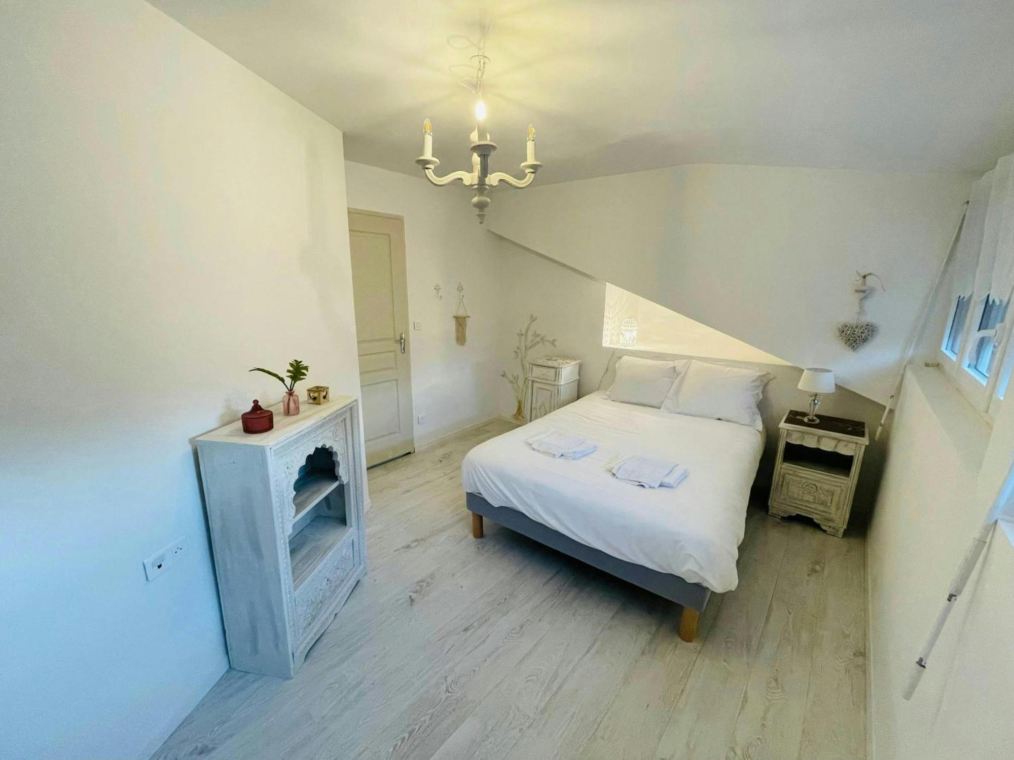 Magnifique Maison Dartiste La Maison Aerts Ρενς Εξωτερικό φωτογραφία